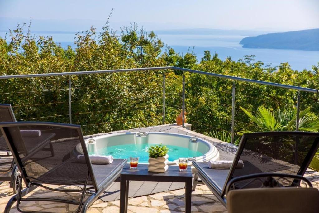 Villa Surina Moscenice Exterior foto